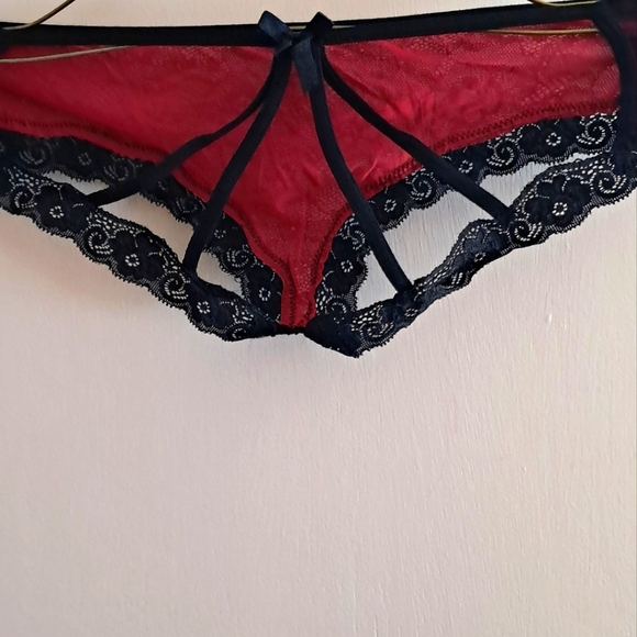 Lace Trimmed Women's Intimate in Black and Red - Picture 3 of 6